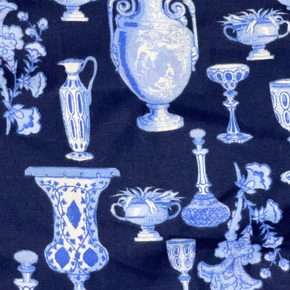 Talbots Plus Size 20 W Novelty Vases Teapots Urns Button Up Non-Iron Top Blouse - Picture 9 of 13